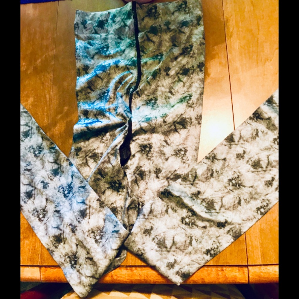 Mixit Brand Cool Abstract Patterned Leggings - image 3